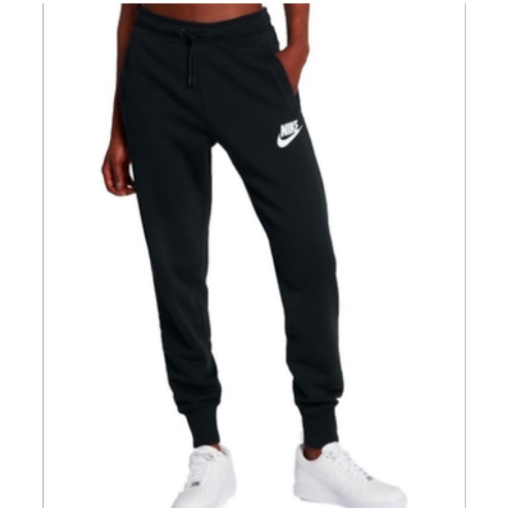 SOLD Nike sweatpants